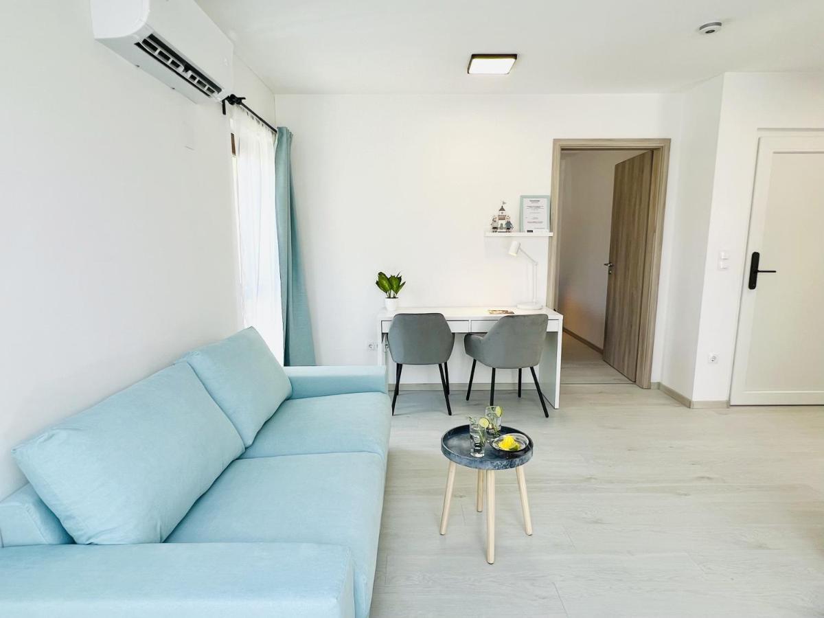 Villa Szofia Veszprem Apartments ภายนอก รูปภาพ